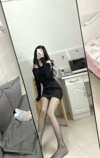 糖心  168  47  C  24歲糖心  168  47  C  24歲 身材線條美  絲襪美腿控