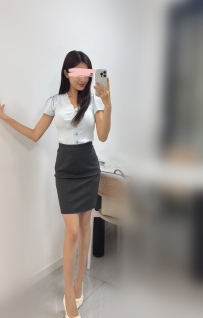 一粒 162cm/45kg/Ccup/28歲 高挑氣質 大長腿 身材很讚