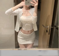 雙雙 159 44/C+/22歲  皮膚白皙 身材超級好