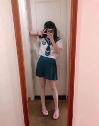 瑞瑞 155-46-C+18歲  青春無敵18歲可愛大學生  身材小隻均稱，屁股圓滑有彈性