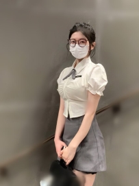 A娜163/48/D/22岁  温柔敏感体质让人一摸就湿的娇嫩鲜鲍