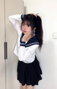 小芝156/B+/43kg/19岁  娇小萝莉型喜欢cosplay~