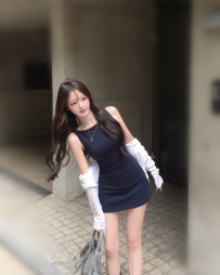 予涵 167cm.E奶.48kg.24歲  前凸後翹的完美好身材 搭配超高的顏值