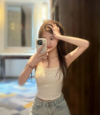 Lisa 161.45.C.24歲    外貌甜美 胸部飽滿圓潤 皮膚白皙光滑