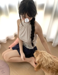 小茹｜156 |E｜43｜19歲   喜歡舌吻，可奶炮，臉蛋正